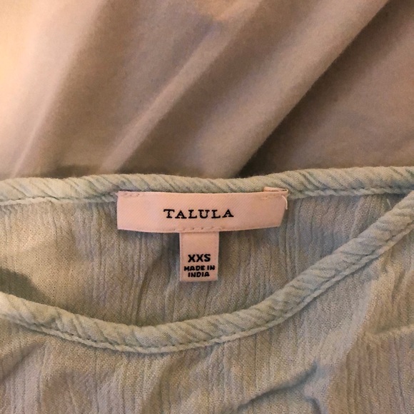 Aritzia cropped tank top - Picture 2 of 3